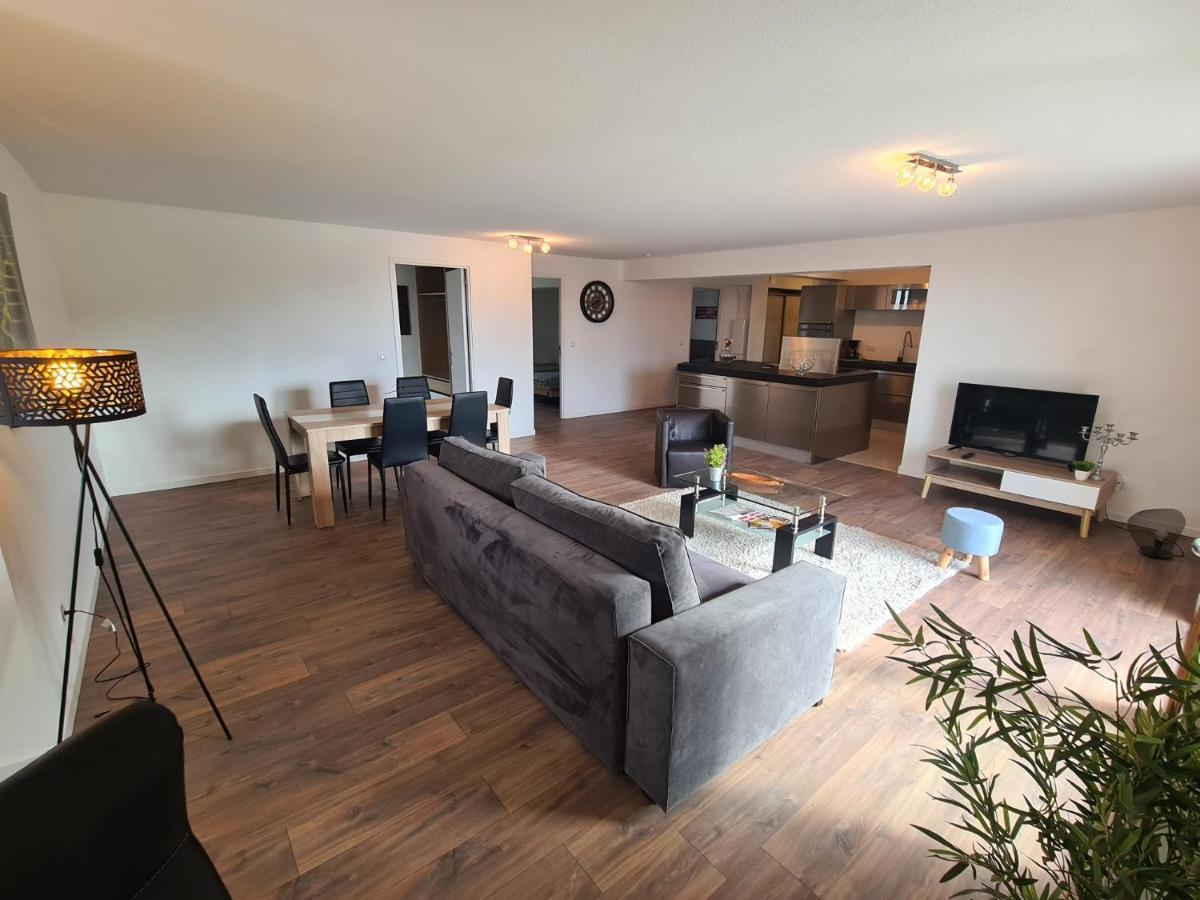 Ferme De La Gibussiere Apartment Presilly  ภายนอก รูปภาพ