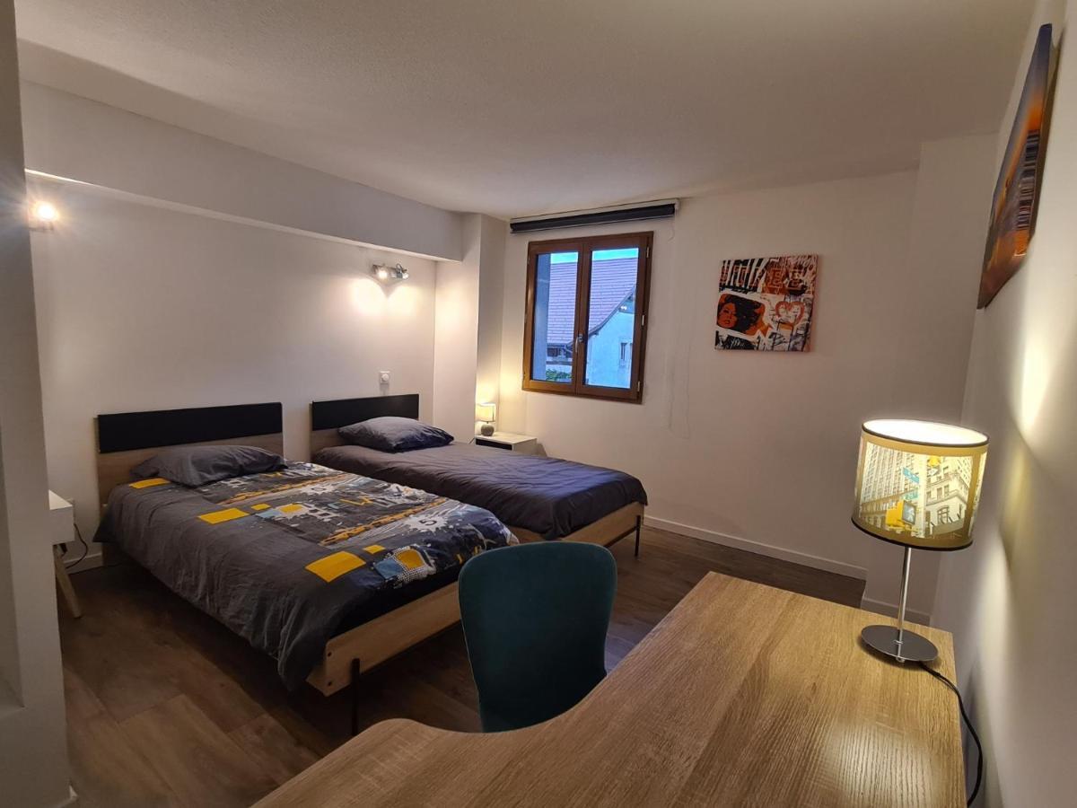 Ferme De La Gibussiere Apartment Presilly  ภายนอก รูปภาพ