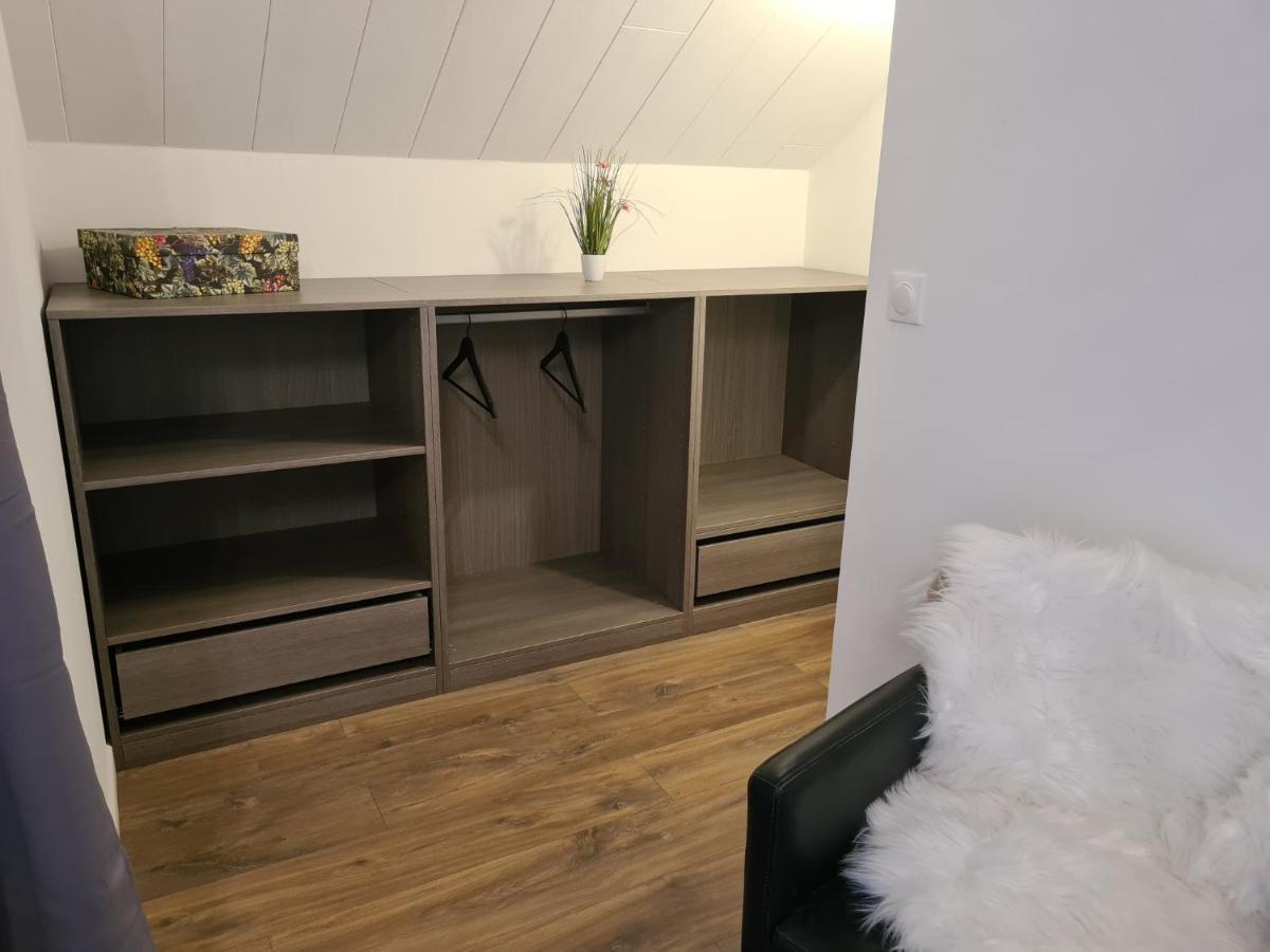 Ferme De La Gibussiere Apartment Presilly  ภายนอก รูปภาพ