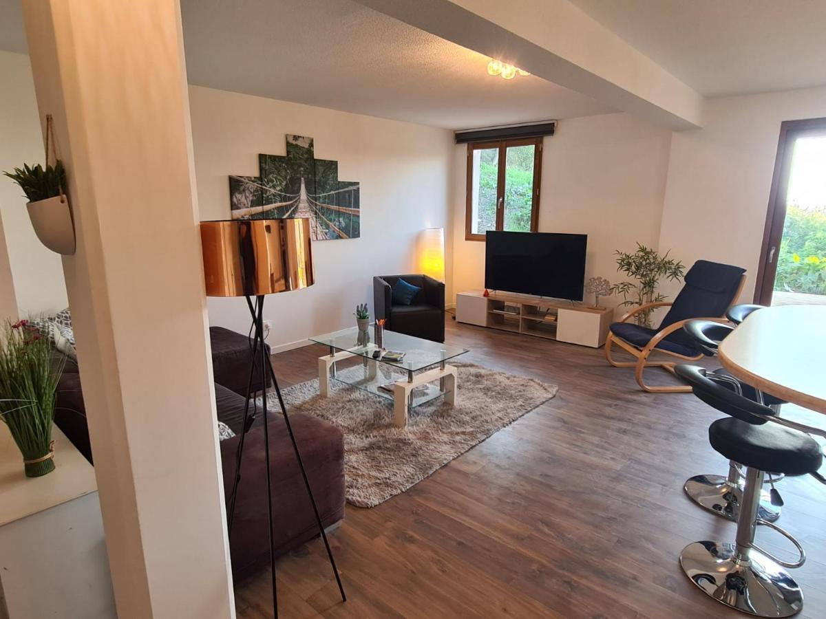 Ferme De La Gibussiere Apartment Presilly  ภายนอก รูปภาพ